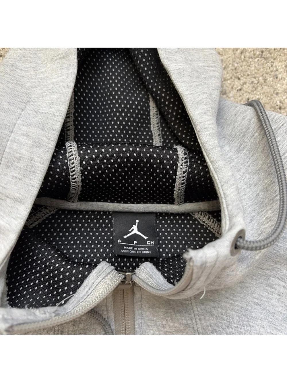 Air jordan hoodie men’s small